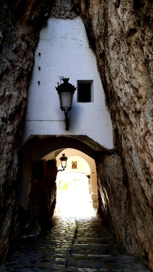 Podiumberg Ξενοδοχείο Quatretondeta Εξωτερικό φωτογραφία